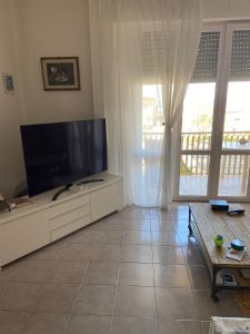 Appartamento fronte mare : appartamento In vendita  Lido di Camaiore