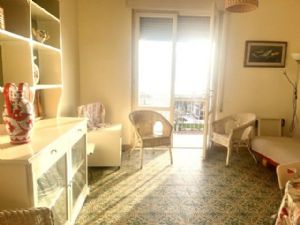 LUMINOSO ATTICO  VISTA MARE  : appartamento In vendita  Lido di Camaiore